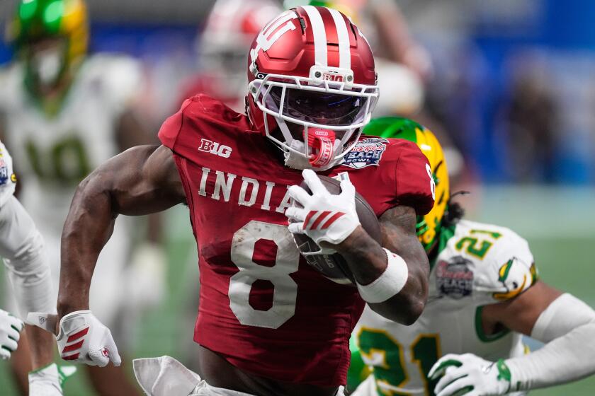 Top-seeded Indiana dominates Oregon to reach College Football Playoff ...
