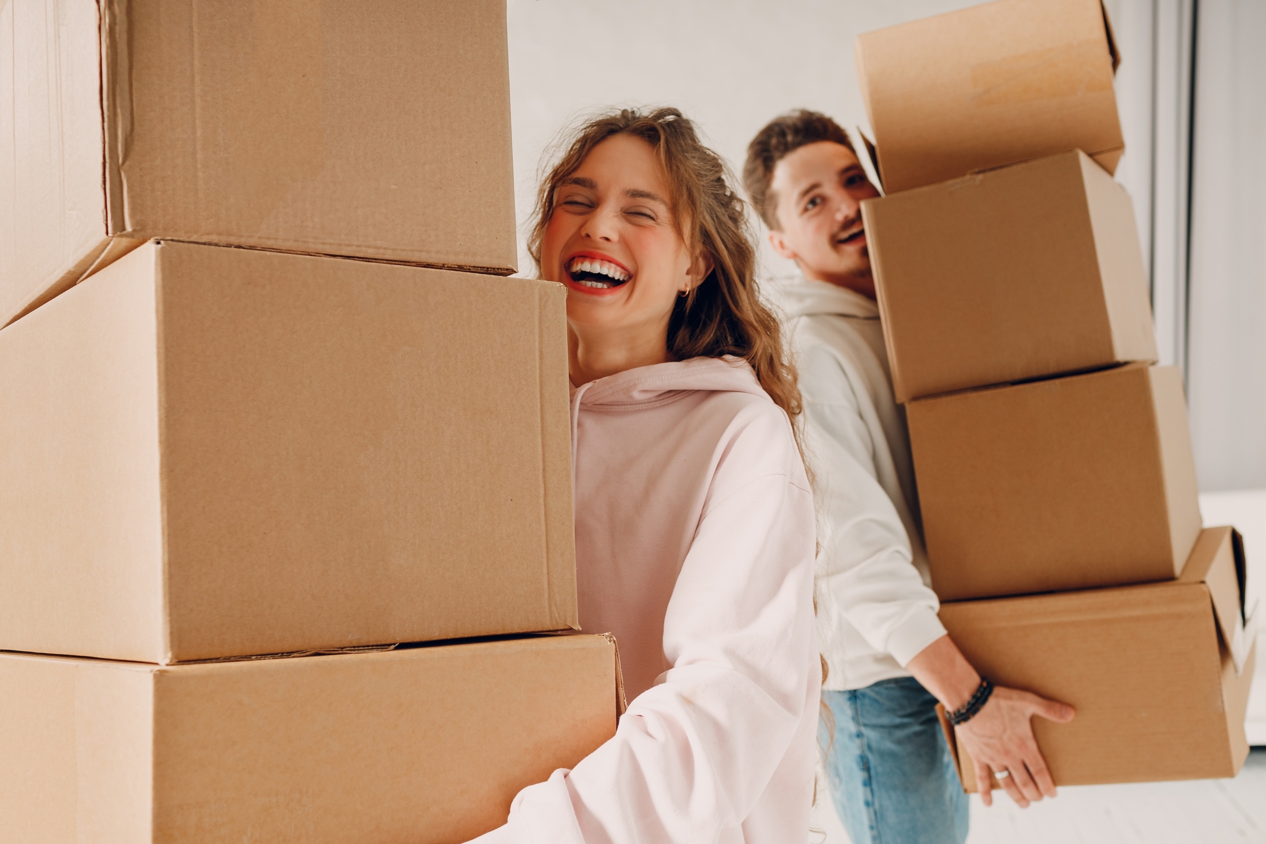 20 helpful hacks to use when moving