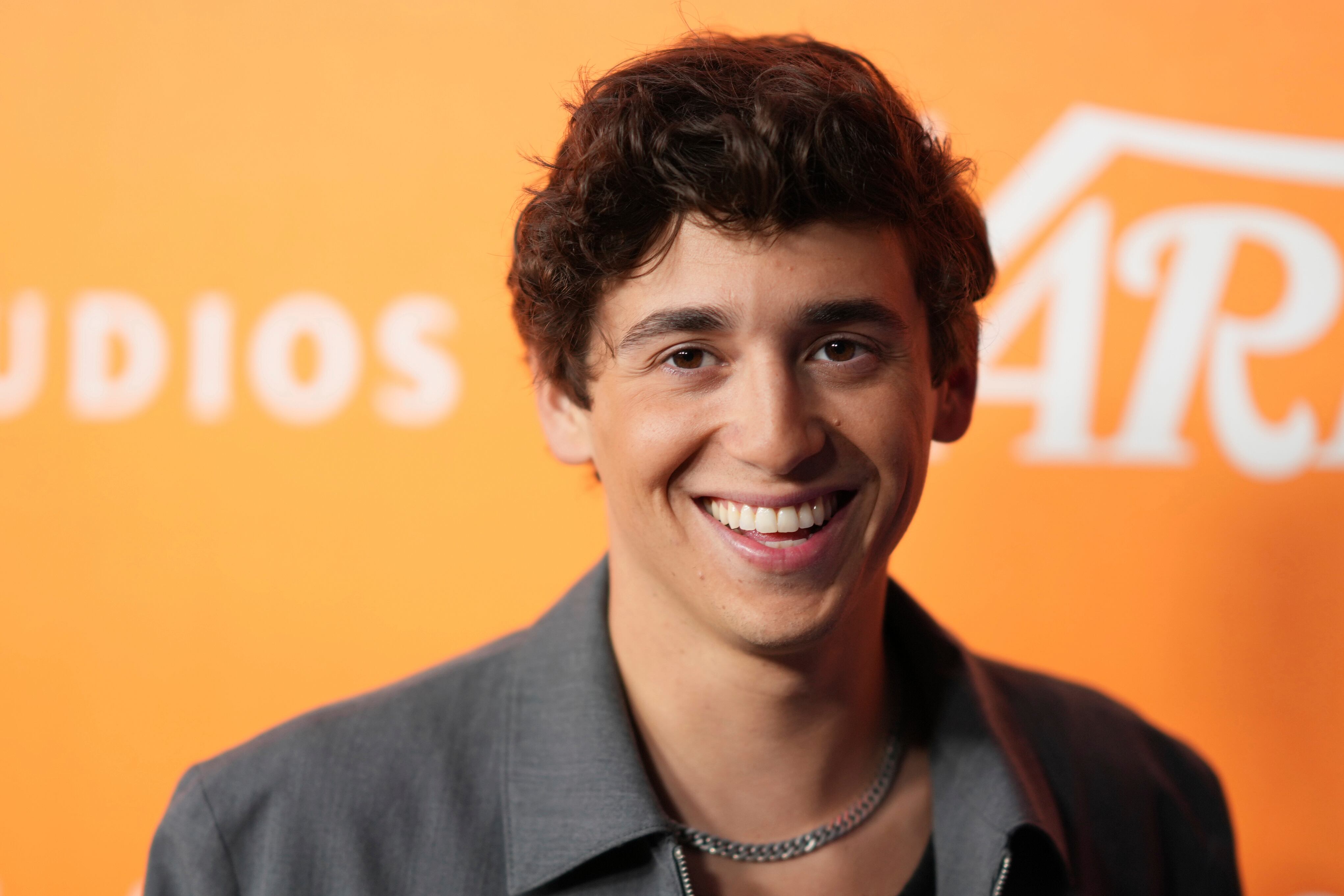 john-carroll-university-alum-snl-star-marcello-hern-ndez-gets-netflix