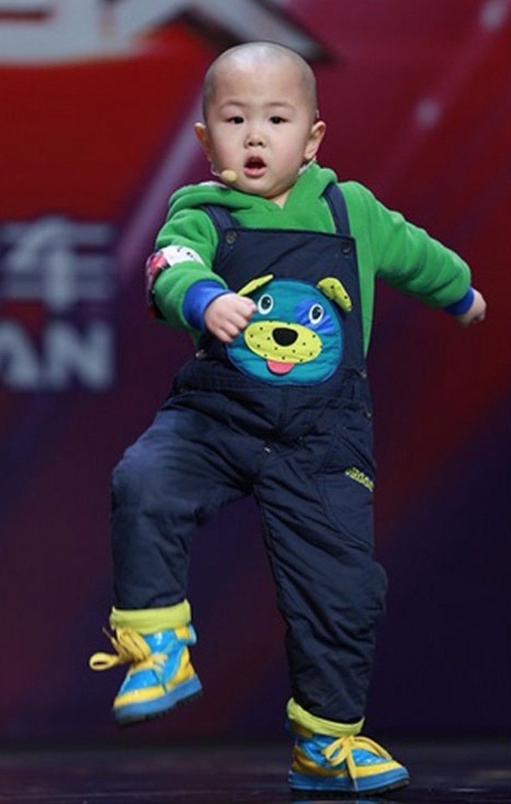 Thần đồng Trung Quốc kiếm tiền tỷ từ lúc 3 tuổi nhờ tài năng nhảy giờ ra sao?