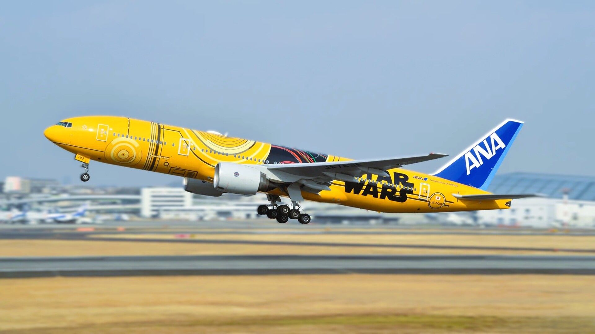 Final transmission: ANA retires iconic C-3PO Star Wars livery