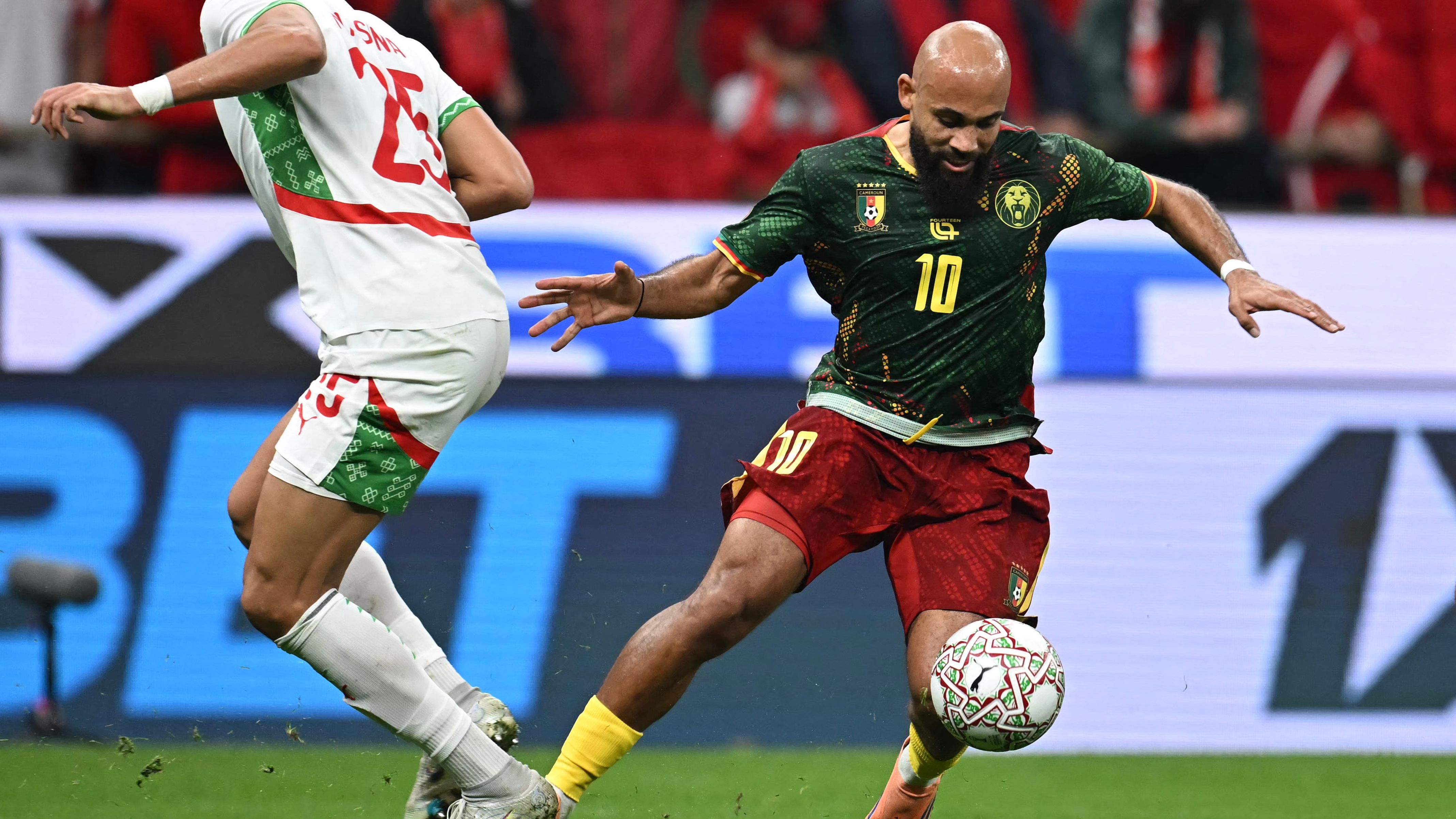 Penalty non sifflé pour le Cameroun face au Maroc : Bryan Mbeumo très ...