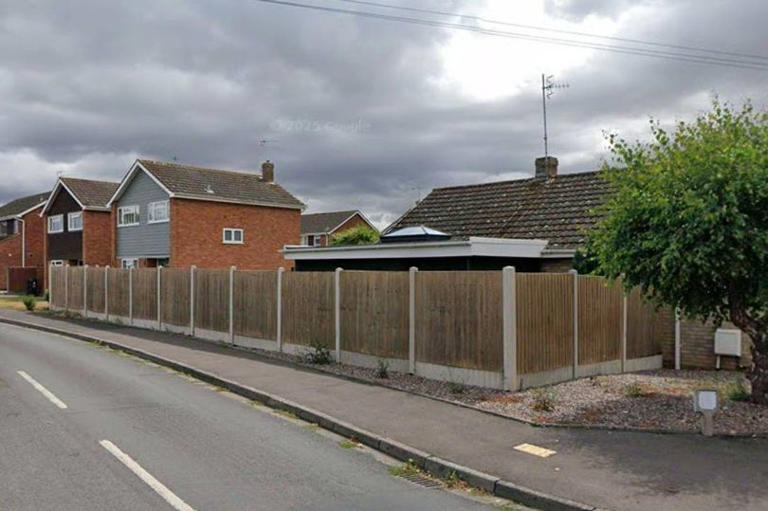 Bid to remove fence scotched by planning inspector