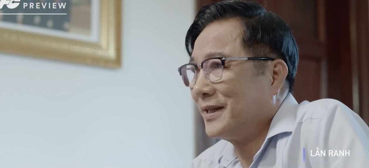 Phim Lằn ranh tập 49: Bí thư Sơn phát bệnh giữa lúc nước sôi lửa bỏng