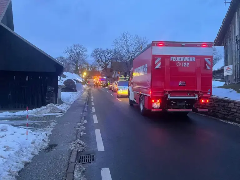 ©Grünes Kreuz Die Freiwillige Feuerwehr Gundersdorf war zufällig in unmittelbarer Nähe und konnte sofort erste Hilfe leisten.