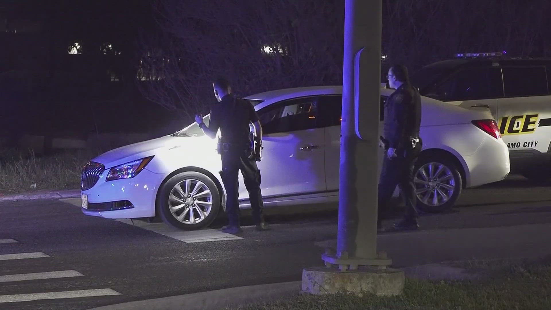 Man injured after shots fired into vehicle in northeast San Antonio ...