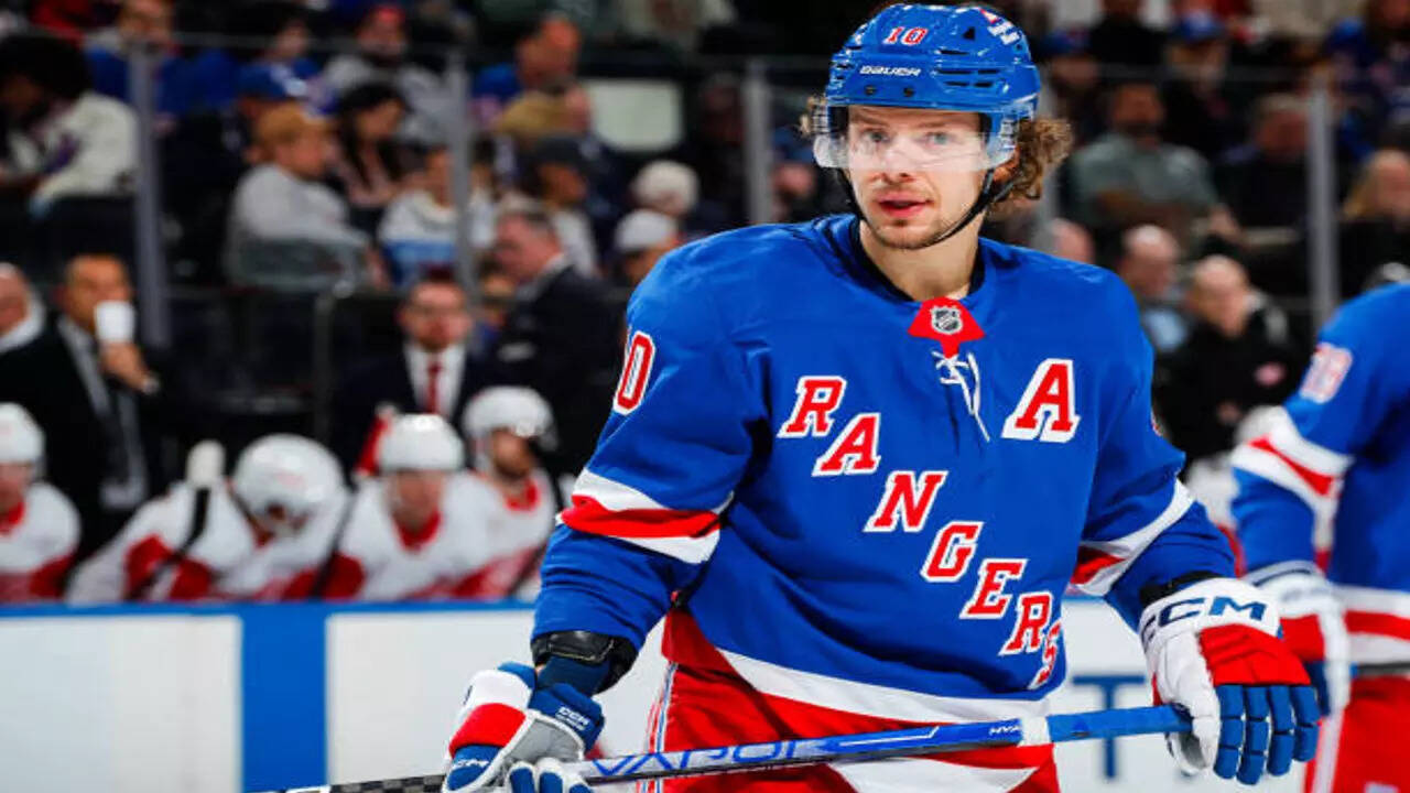 Artemi Panarin’s net worth: Exploring the NHL star's current salary ...