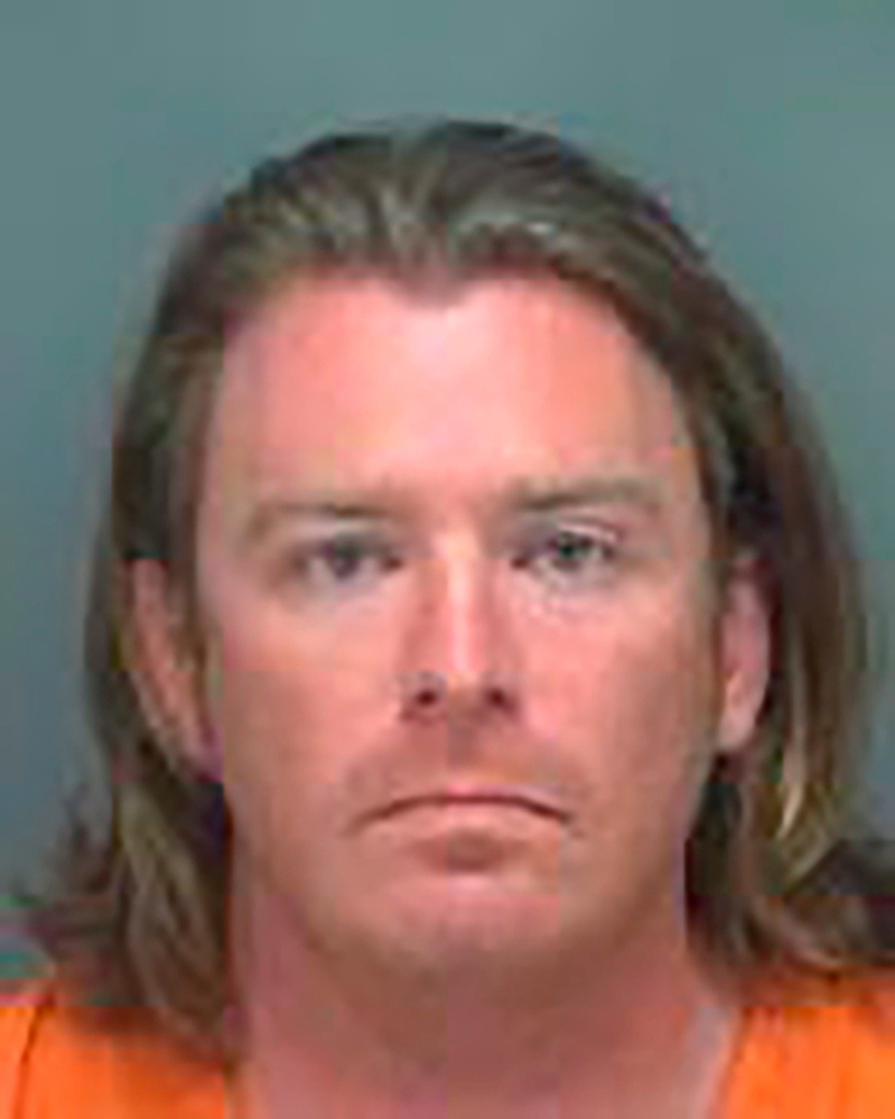 Man convicted for carrying Pelosi's podium during US Capitol riot seeks ...