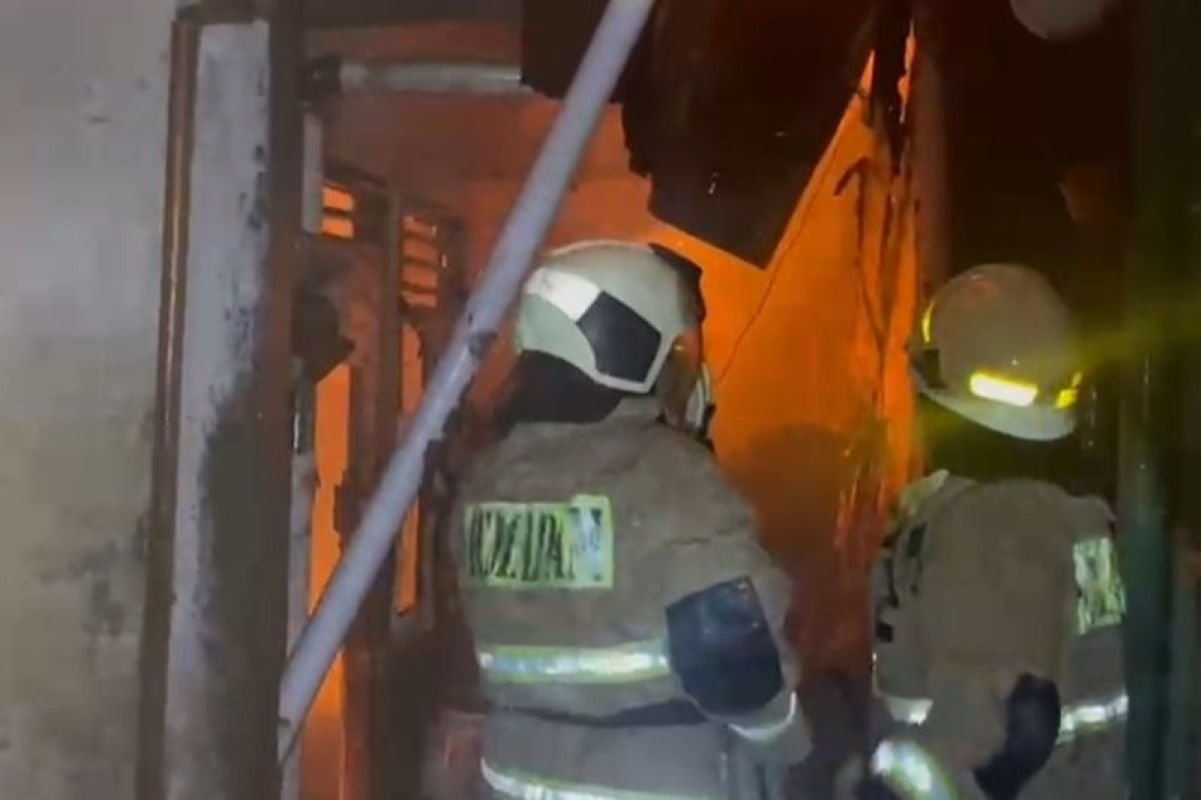 Kebakaran di Tambora Jakbar hanguskan 14 rumah, kerugian capai Rp 1,7 miliar