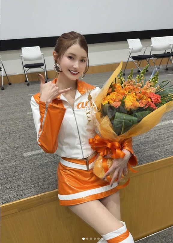レースアンバサダー卒業間近の辻門アネラが東京オートサロンで盗撮被害を告白「下半身アップ」の悪質行為に怒りの声