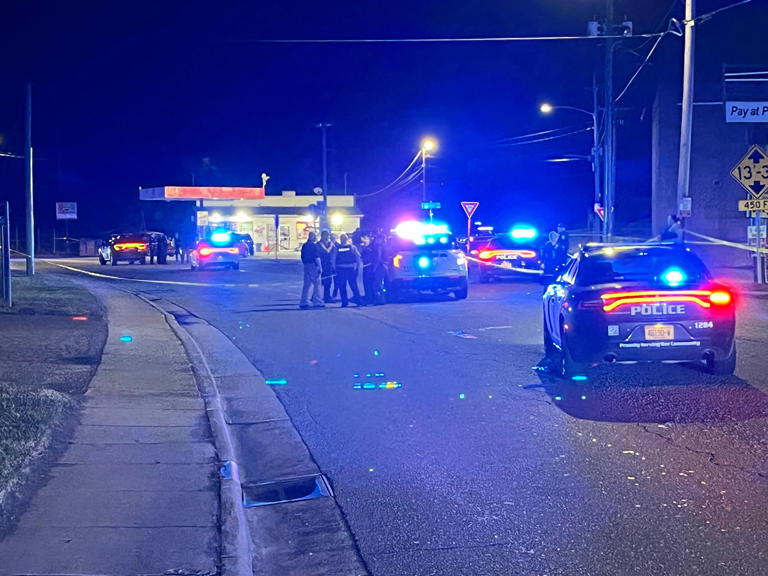 Man shot, killed by Gastonia officers was 'waving gun' in store, police say