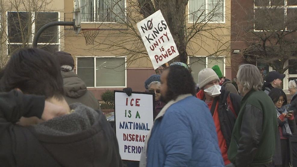 Protest at Legacy Hospital against ICE, demand detainee rights
