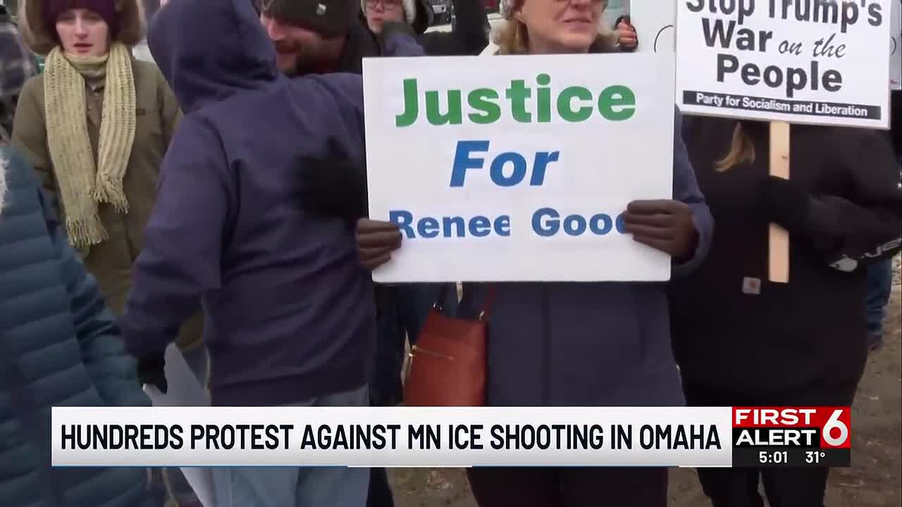 Omaha protesters demonstrate against ICE after Minneapolis shooting