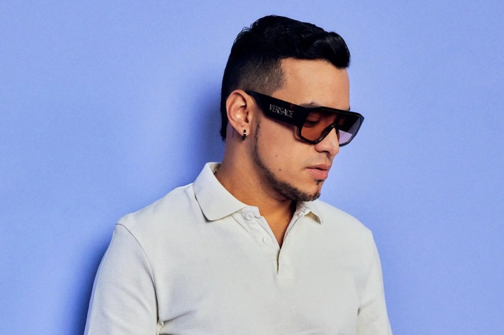 Yeison Jimnez, Colombian popular music star, dies in plane crash at 34