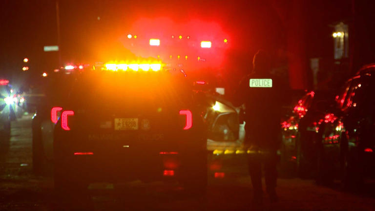 2 killed in Saturday Milwaukee triple shooting
