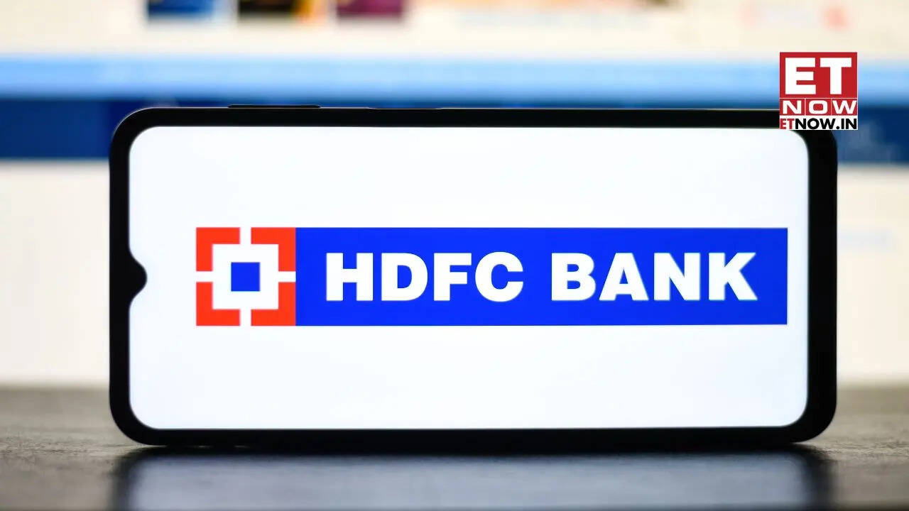 HDFC Bank debit card airport lounge access: Rules changed! Spending ...