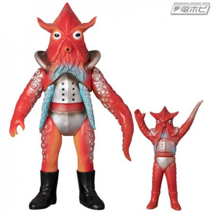 東映レトロソフビコレクションに猛き青の戦士「仮面ライダークウガ」の