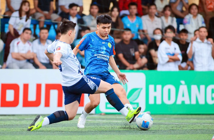 Giải bóng đá Thanh Hóa miền Nam xây dựng nhà nhân ái cho hộ nghèo