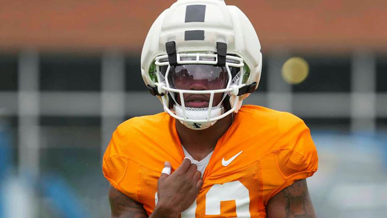 Tennessee transfer Boo Carter brings versatility and playmaking to ...