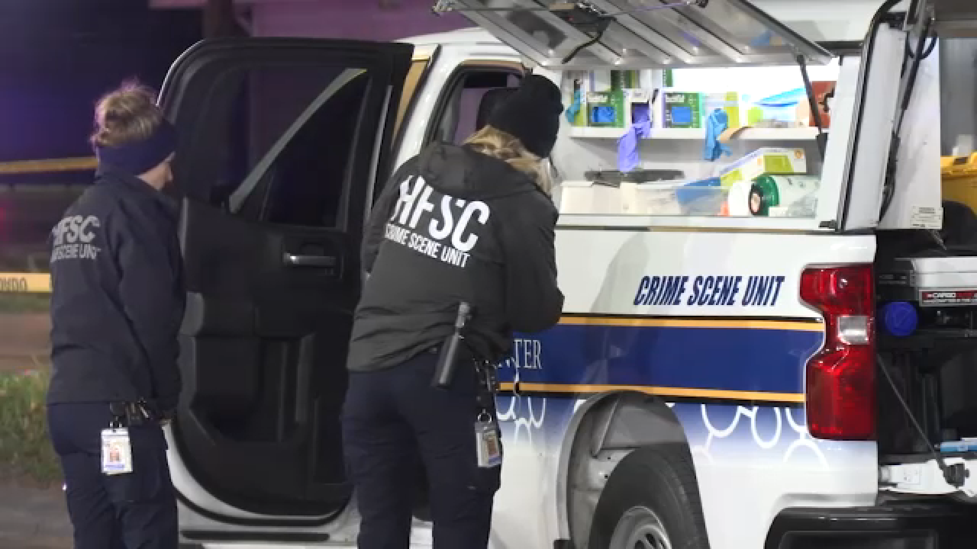 Officer opens fire during traffic stop after struggle with suspect who had felony warrant, HPD says<br><br>