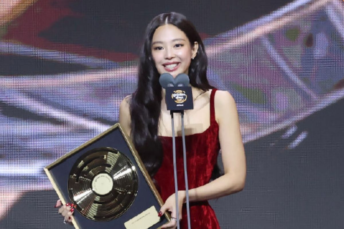 Jennie (Blackpink) tạo khoảnh khắc hiếm thấy ở Golden Disc Awards 2026