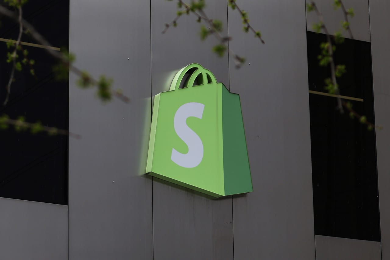 Shopify stock rallied on AI shopping. Now it’s doubling down with ...