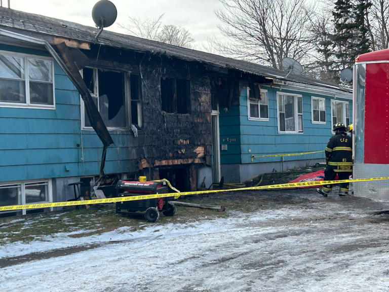 2 dead, 3 people taken to hospital after Charlottetown apartment fire