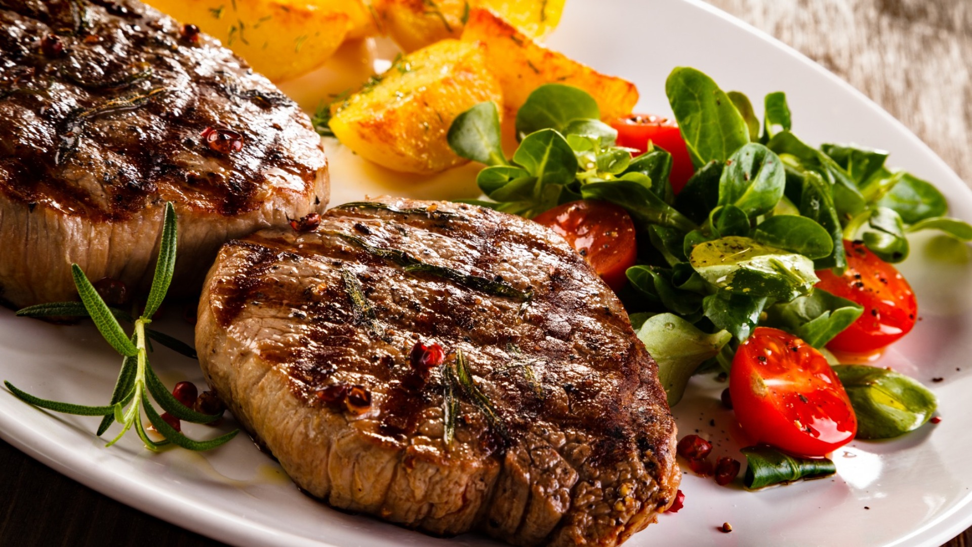 We finally know why Texas Roadhouse is so cheap