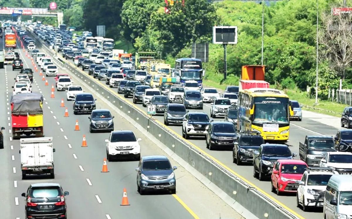 Besok diprediksi puncak arus balik libur tahun baru, 324 ribu kendaraan sudah kembali ke Jabotabek