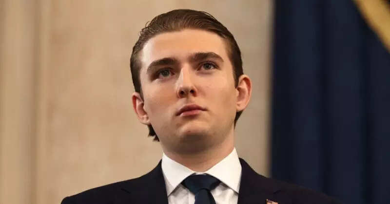 After the storm: Barron Trump spotted at Mar-a-Lago weeks after Tate ...