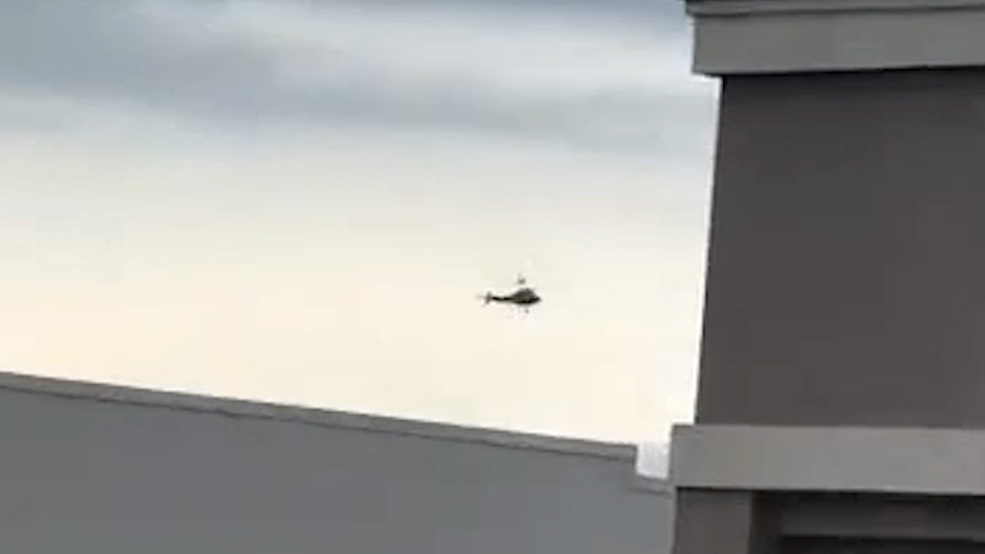 Dramatic footage shows helicopter falling after midair collision over ...
