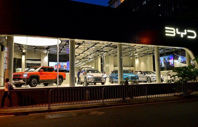 China's BYD poised to overtake Tesla in 2025 EV sales