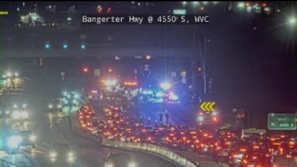 Multiple people injured after multi-vehicle crash on Bangerter Hwy, road closed<br><br>