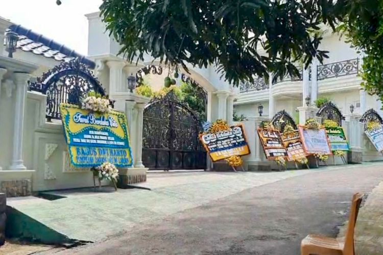 Pembunuh anak politikus PKS bersembunyi di kolong mobil saat ditangkap di rumah eks anggota DPRD Cil