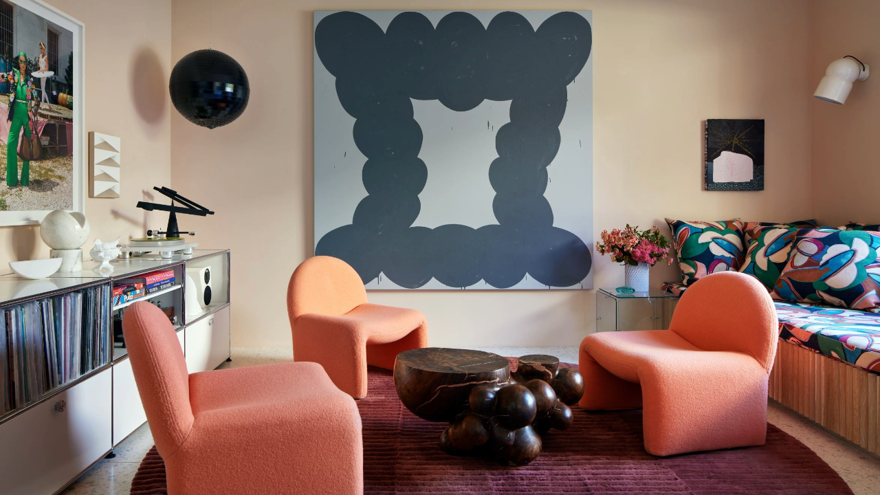 An all-black interior makes this San Francisco home unforgettable
