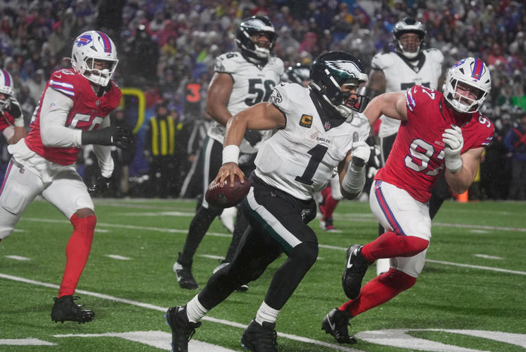 Bills 2025 free agents offered stopgaps but failed to bring game-changers