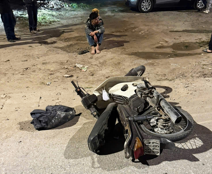 Hai thanh niên 'thông chốt', tông trọng thương cảnh sát giao thông