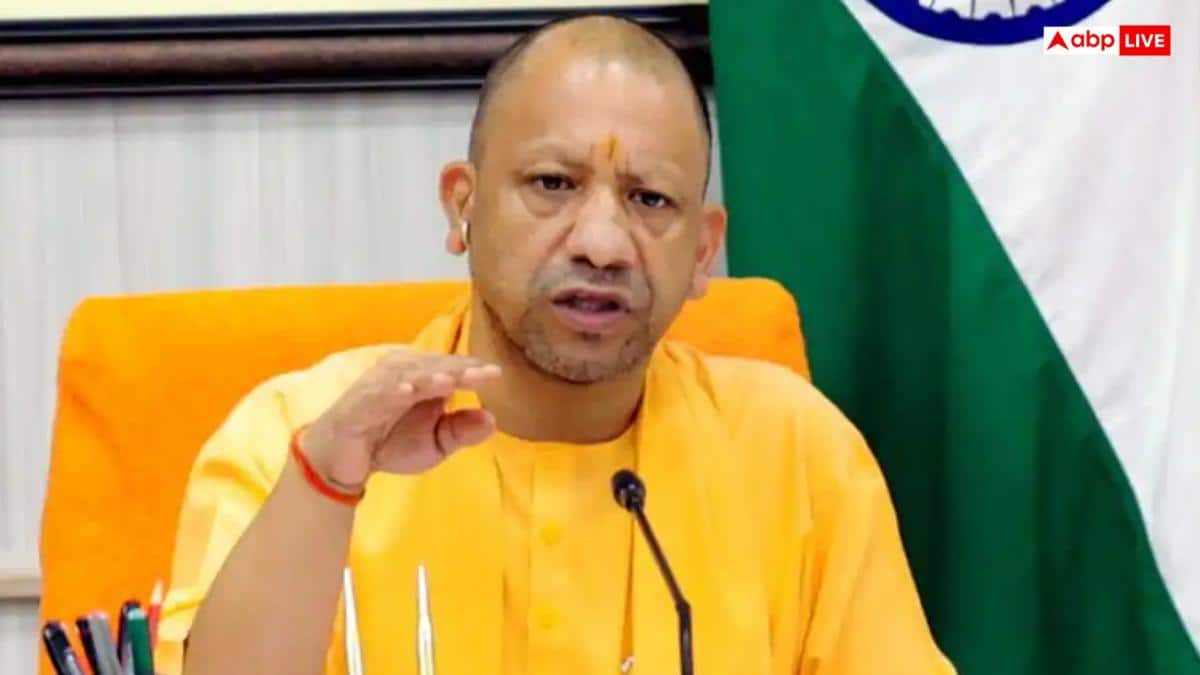 Act firmly against land mafia, strongmen: CM Yogi Adityanath at Janata ...