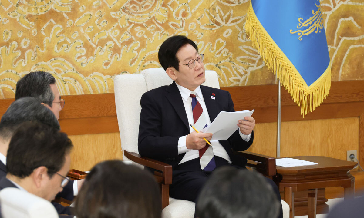 [오늘의 뉴스종합] 이재명 대통령, 이혜훈 후보자 논란과 KT 해킹 사고 후폭풍, 12·29 여객기 참사 1주기 추모 행사 진행