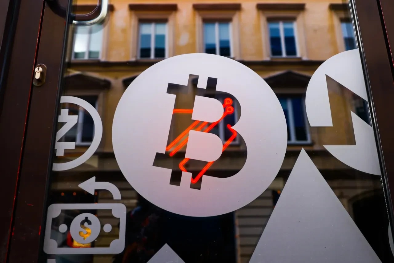 Bitcoin rallies while silver drops from record high – crypto market  reclaims $3 trillion