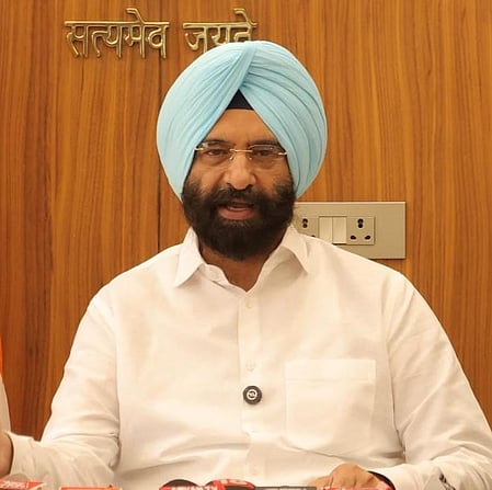 Delhi govt preparing year-round strategy to combat air pollution ...