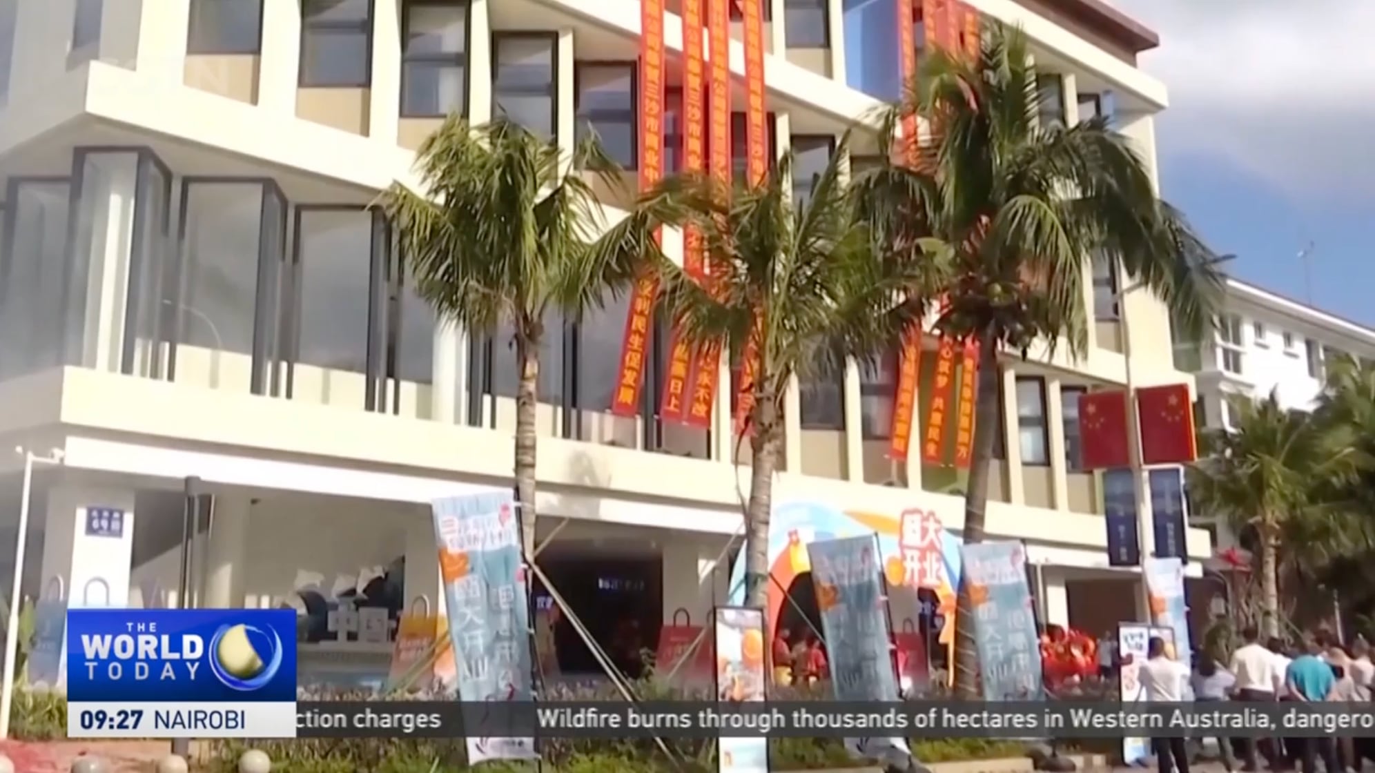 China opens first large mall in disputed Paracel Islands