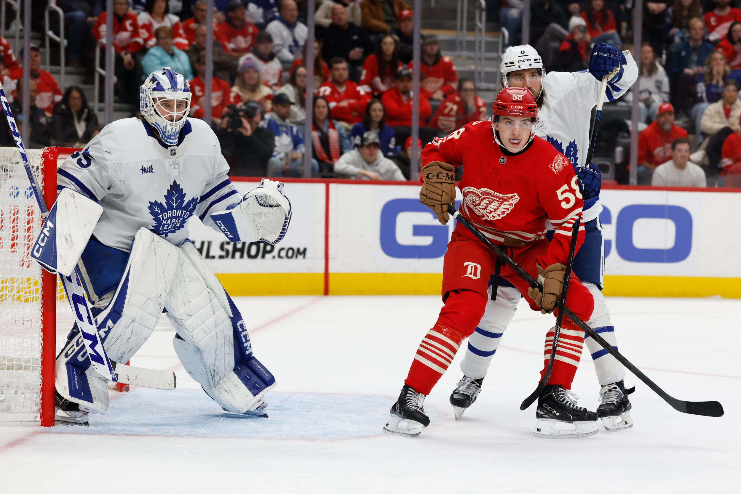 3 takeaways from Leafs-Red Wings: Matthews shakes off injury scares ...
