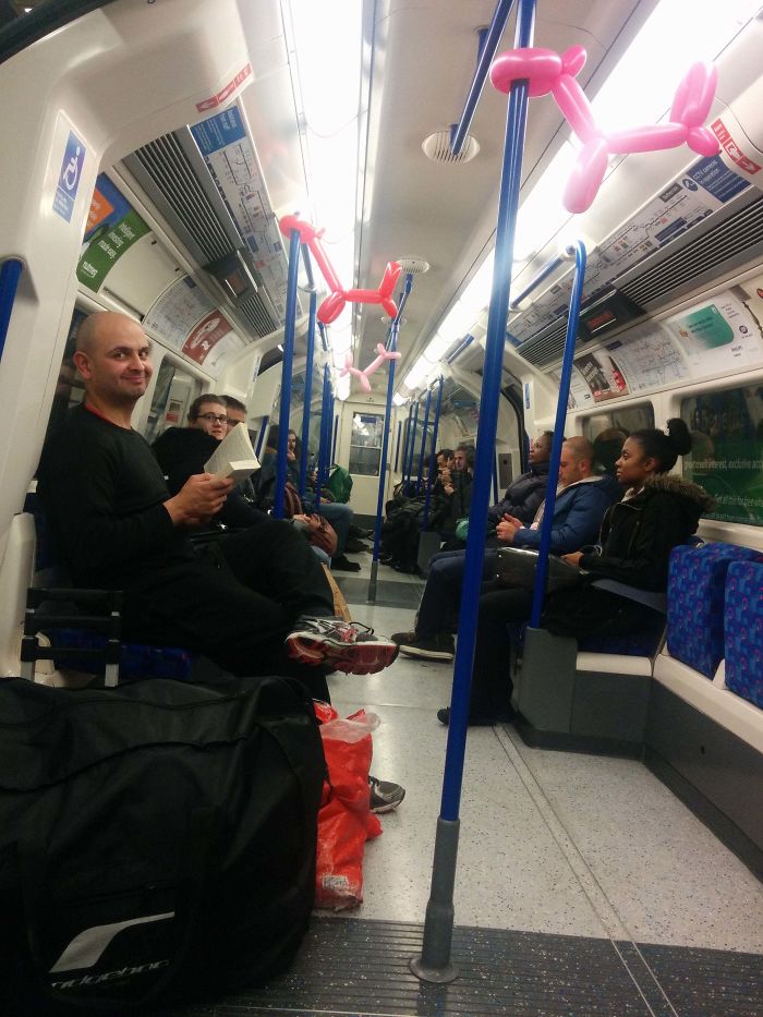 41 Funny And Strange Things Spotted On the Subway