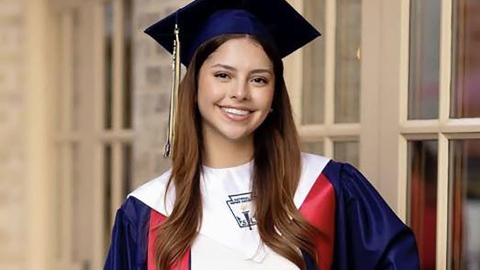 Weeklong search for missing Texas teen who vanished on Christmas Eve ends in tragedy as officials ID body<br><br>