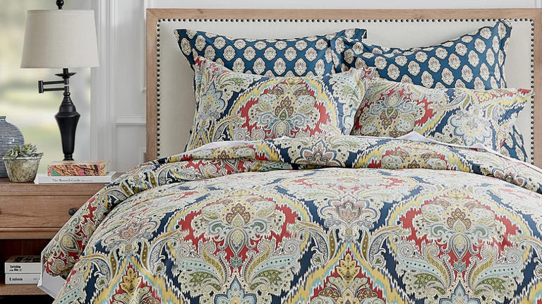 8 comforter styles that fit perfectly in a boho bedroom
