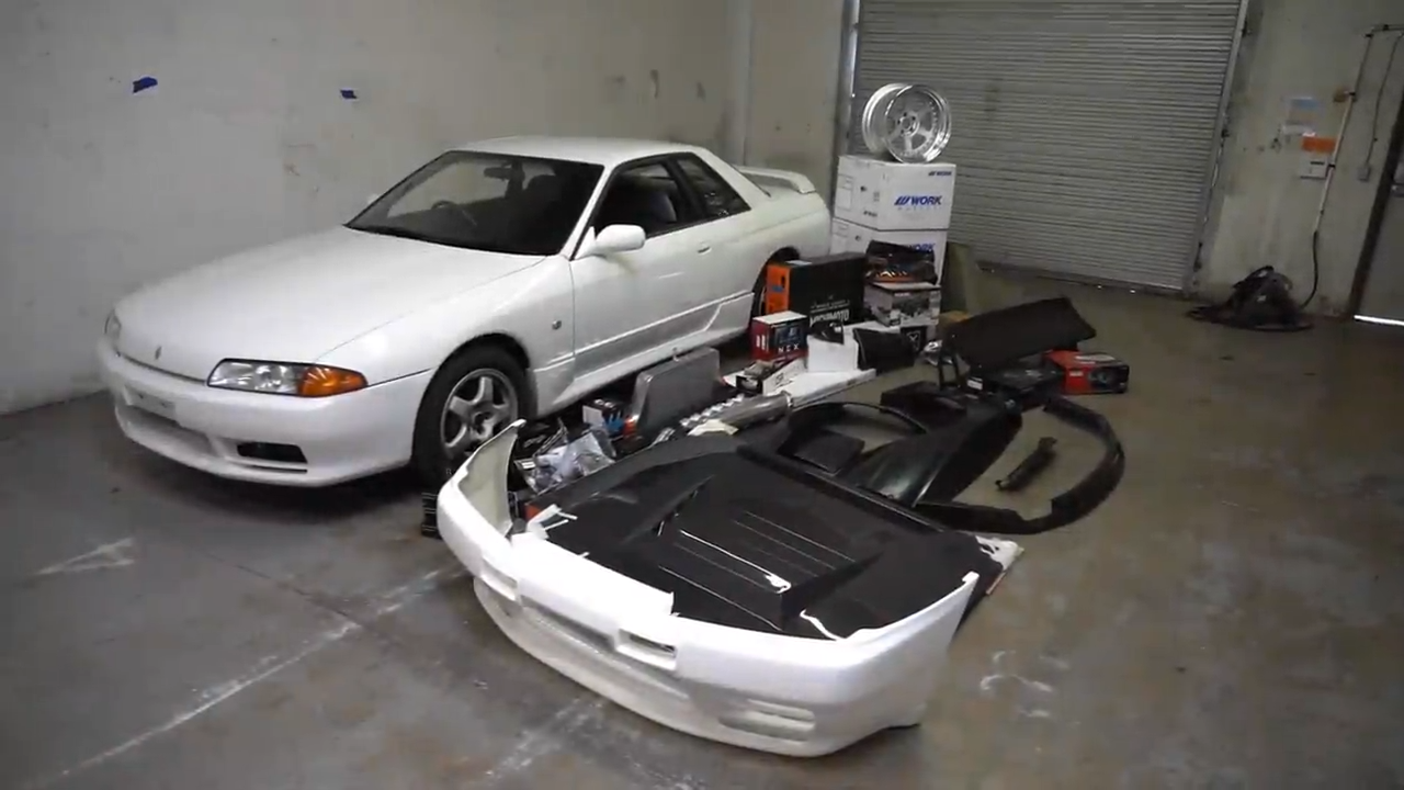 This is the first step in our heavily modified Skyline R32 project