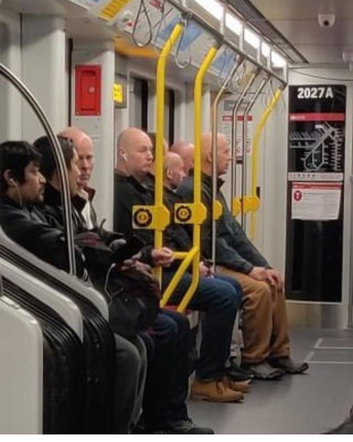 41 Funny And Strange Things Spotted On the Subway