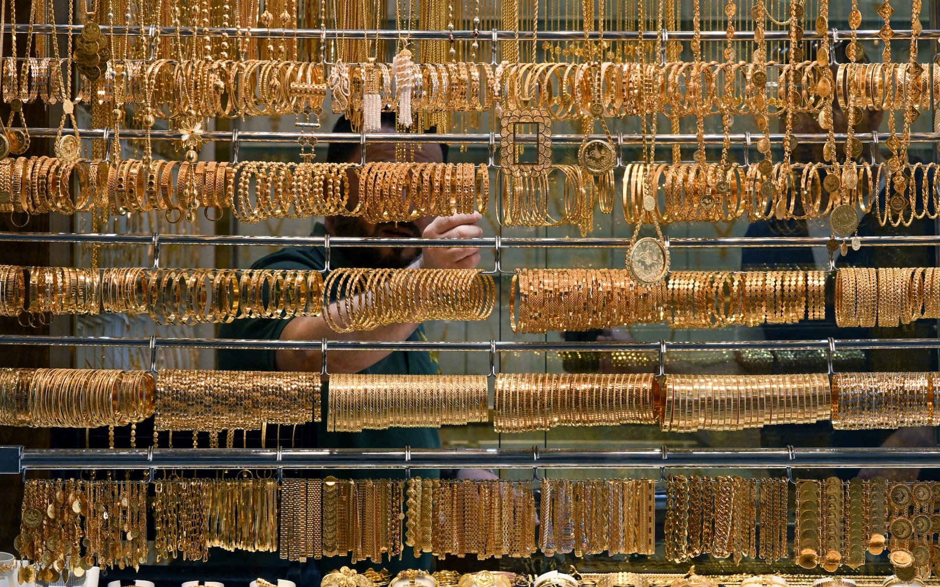 Gold price tumbles as silver suffers worst fall since COVID<br><br>