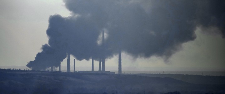 WTI soars 2.5% with Yemen tensions, Ukraine stalling<br>